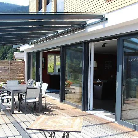 Apartment Gemütliches Seeblick-appartement: Ossiachersee & Bergpanorama Bodensdorf