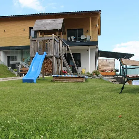 Apartment Gemütliches Seeblick-appartement: Ossiachersee & Bergpanorama Bodensdorf