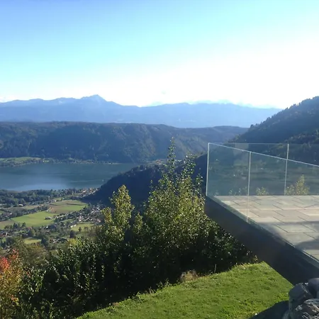 Gemütliches Seeblick-appartement: Ossiachersee & Bergpanorama
