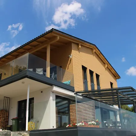 Apartman Mit Herrlichem Berg Und Seeblick Bodensdorf